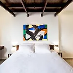 Circadian Tropical Studios In Central Saigon